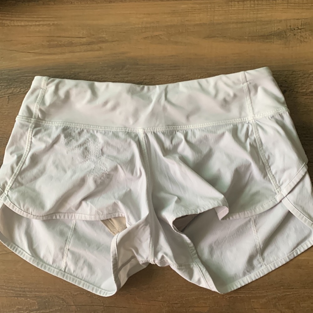 Lululemon Speed Up shorts size 4